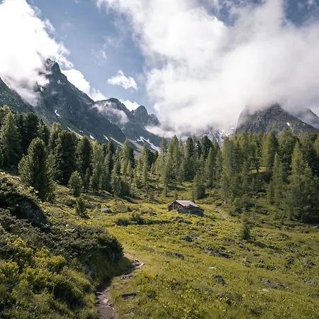 Silvia-2 By Interhome * קאפל